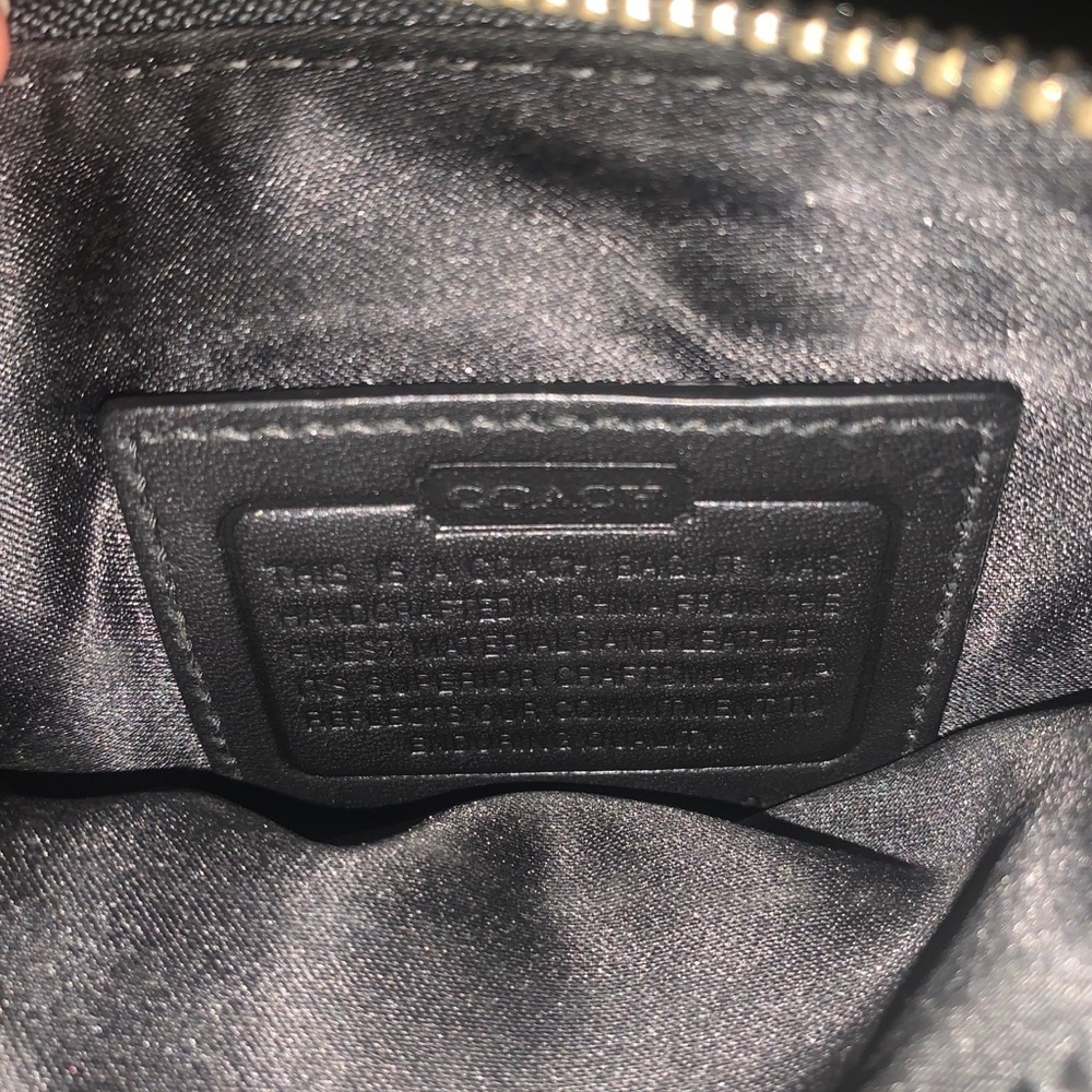 Coach - Picture 4 of 6
